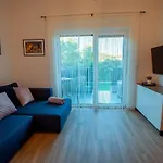 My Adriatic Place With Private Garden And Garage