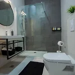 My Adriatic Place With Private Garden And Garage 시베니크