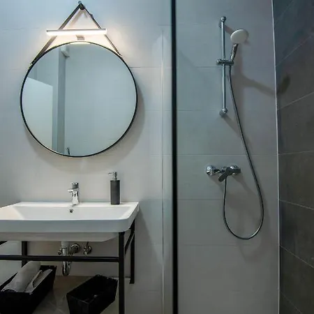 Apartamento My Adriatic Place With Private Garden And Garage Šibenik