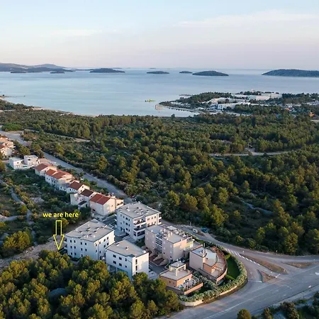 My Adriatic Place With Private Garden And Garage