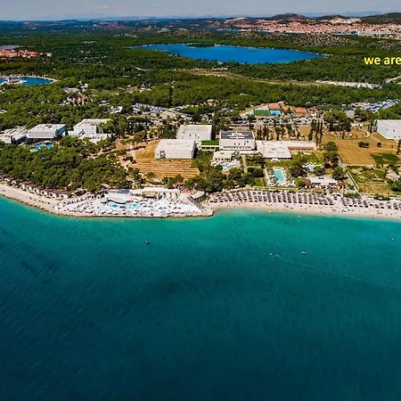 Apartamento My Adriatic Place With Private Garden And Garage Šibenik