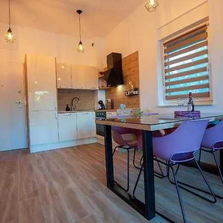 My Adriatic Place With Private Garden And Garage Apartment *