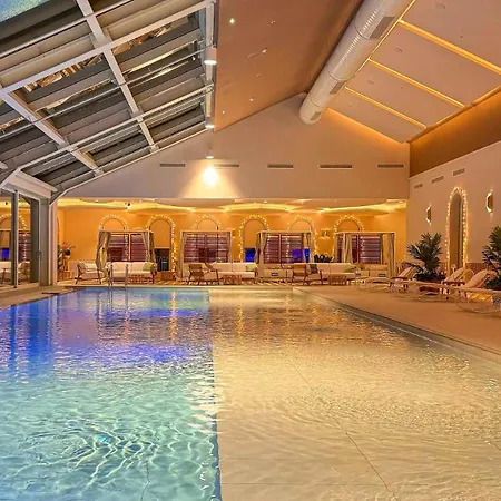 My Adriatic Place With Private Garden And Garage Apartamento *