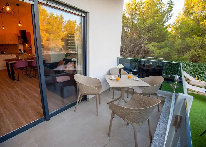 Appartement My Adriatic Place With Private Garden And Garage