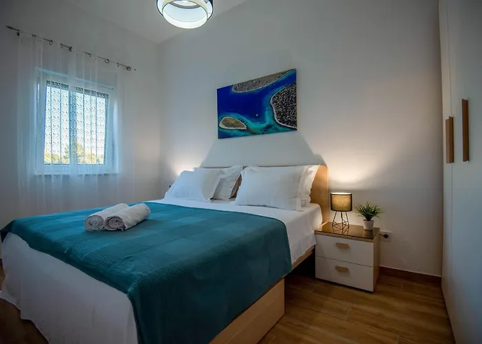 My Adriatic Place With Private Garden And Garage