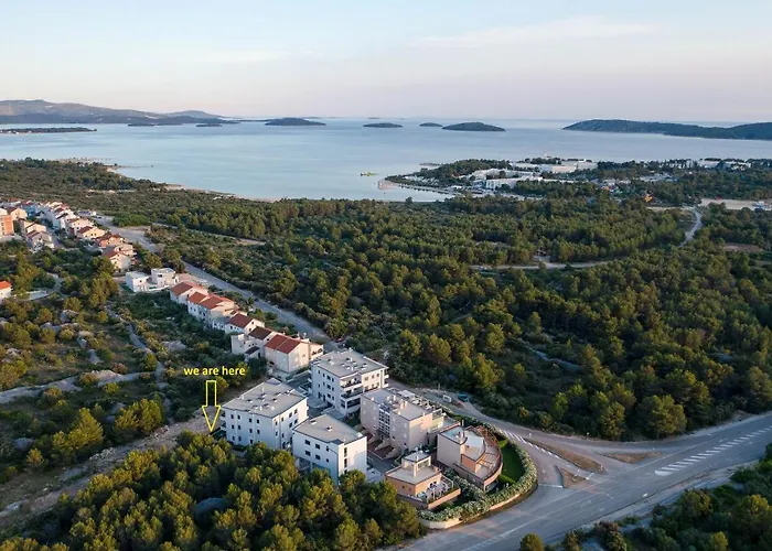 My Adriatic Place With Private Garden And Garage